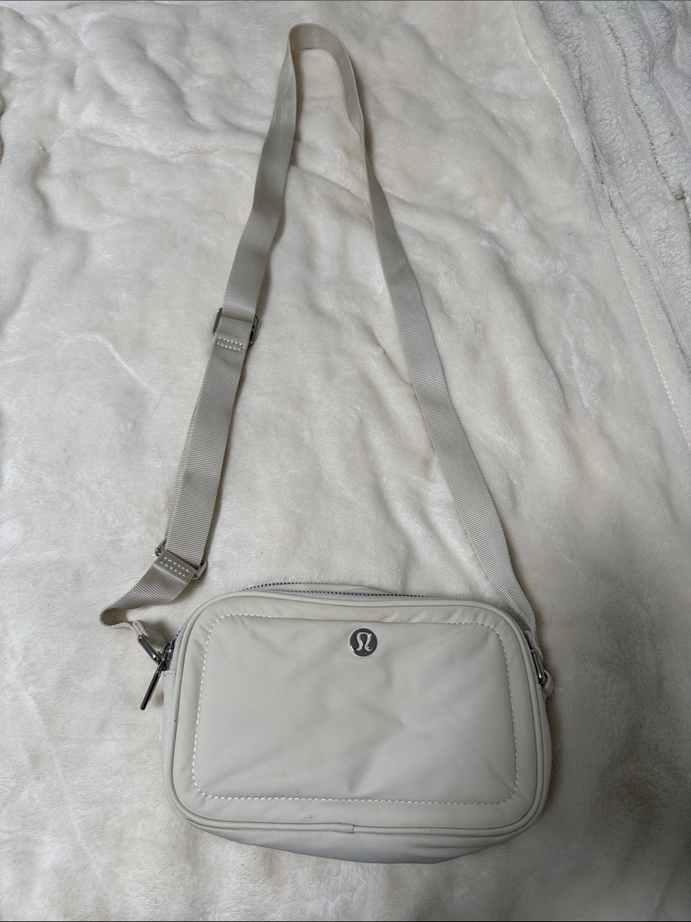 lululemon athletica Cream Crossbody Messenger Bag